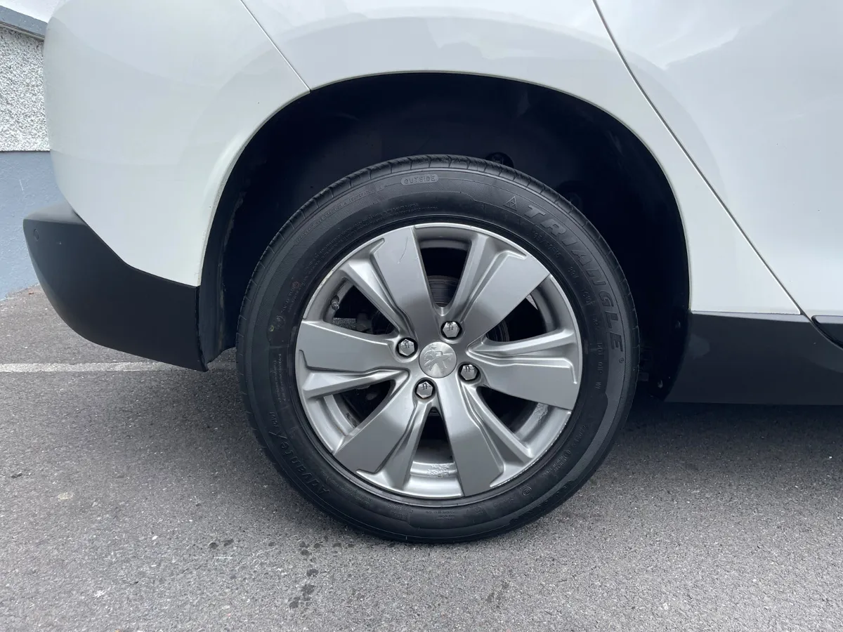 ACTIVE 1.2 PURETECH - Reverse Camera - 200TAX - Image 2