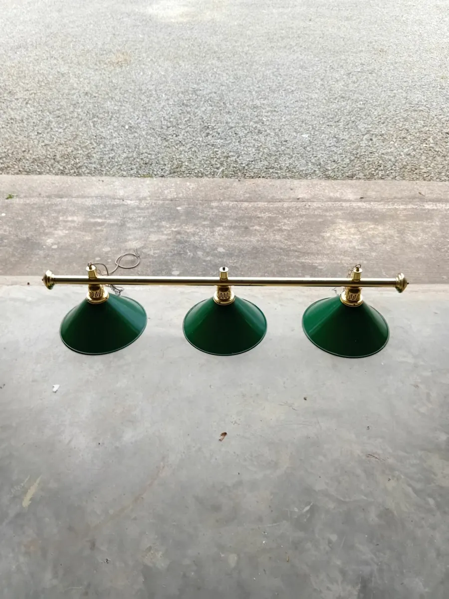 Pool/snooker table lighting - Image 1