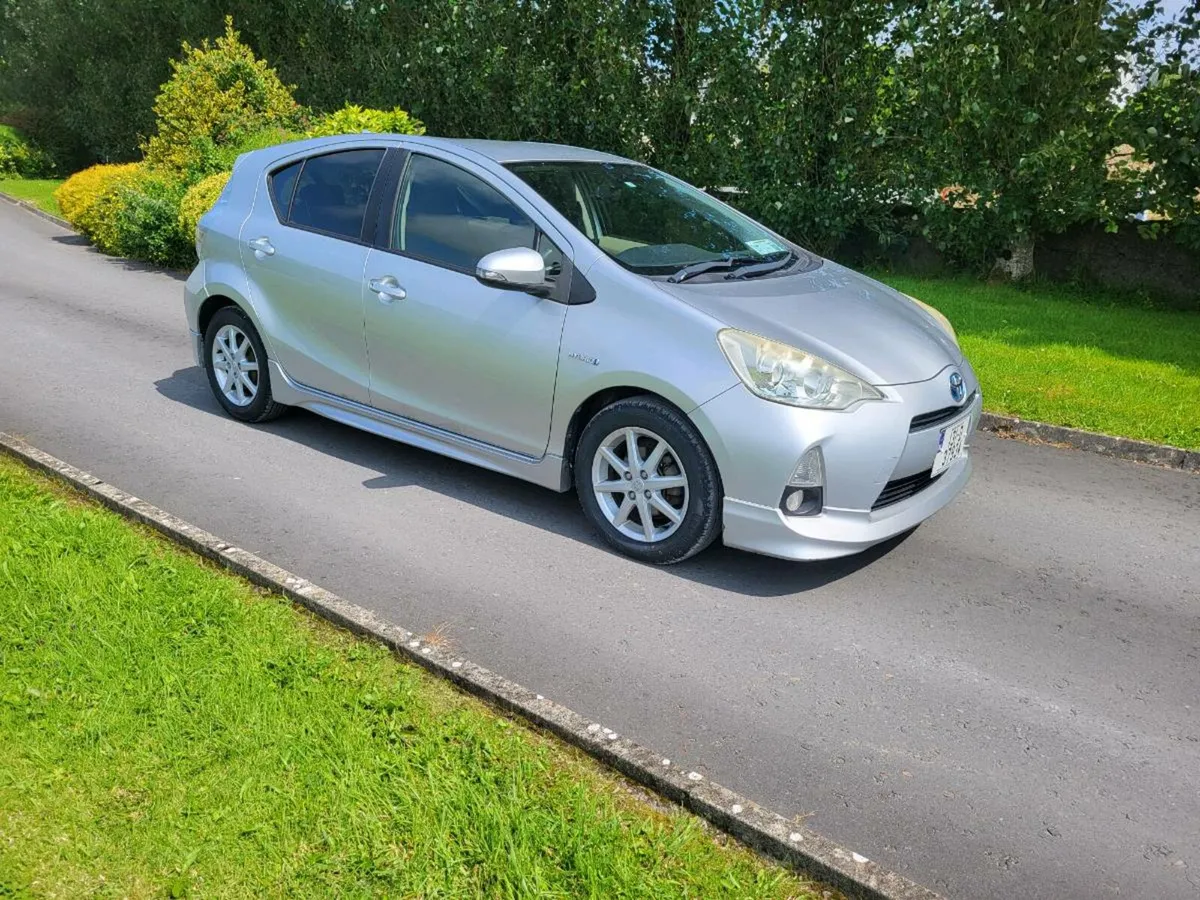 Toyota Aqua. Hybrid Automatic. - Image 1