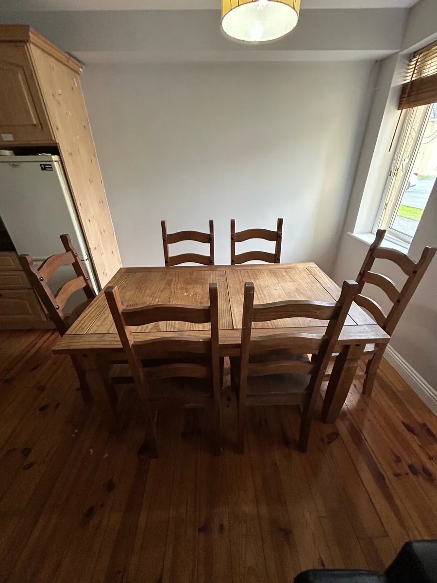 Kitchen Table & 6 chairs - Image 3
