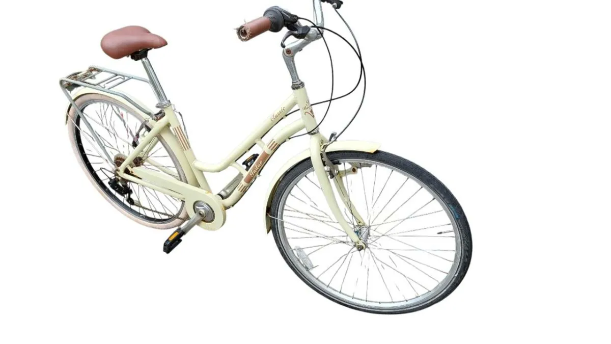 Classic Indur City Bike - Image 1