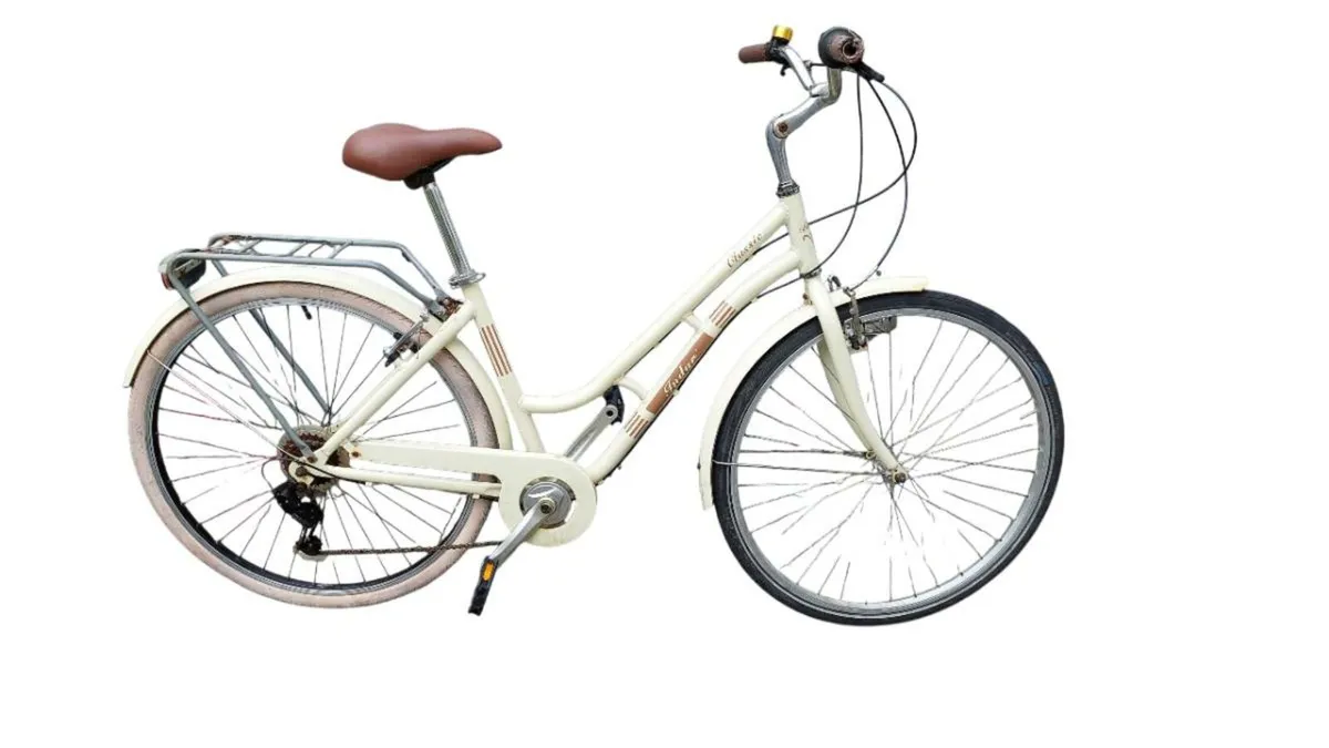 Classic Indur City Bike - Image 4