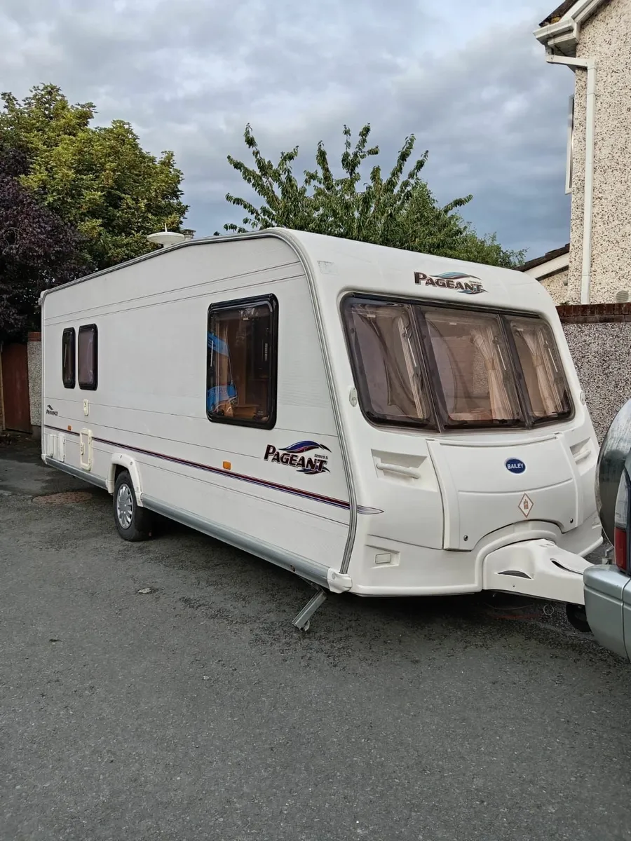 Caravan - Image 2
