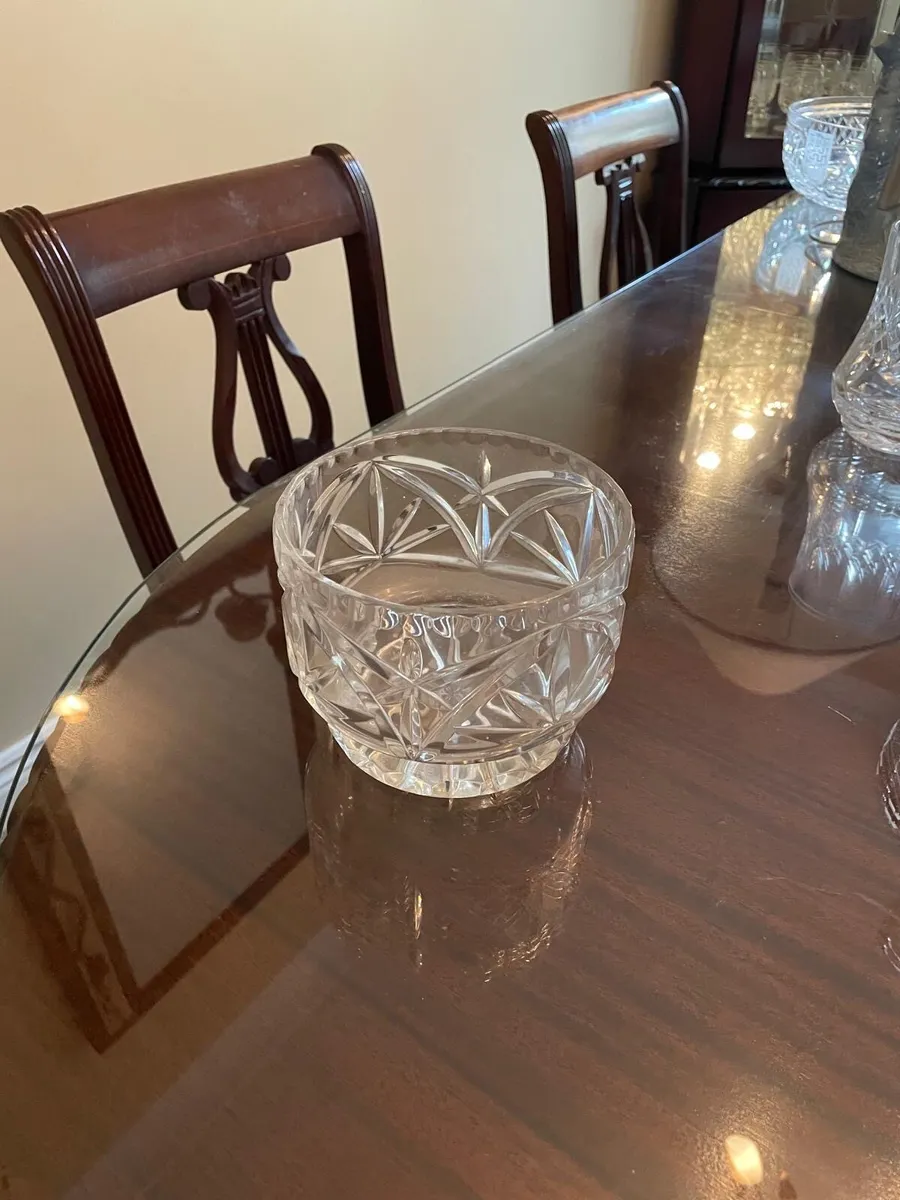 Small Vintage Cut Crystal Bowl – €30 - Image 1