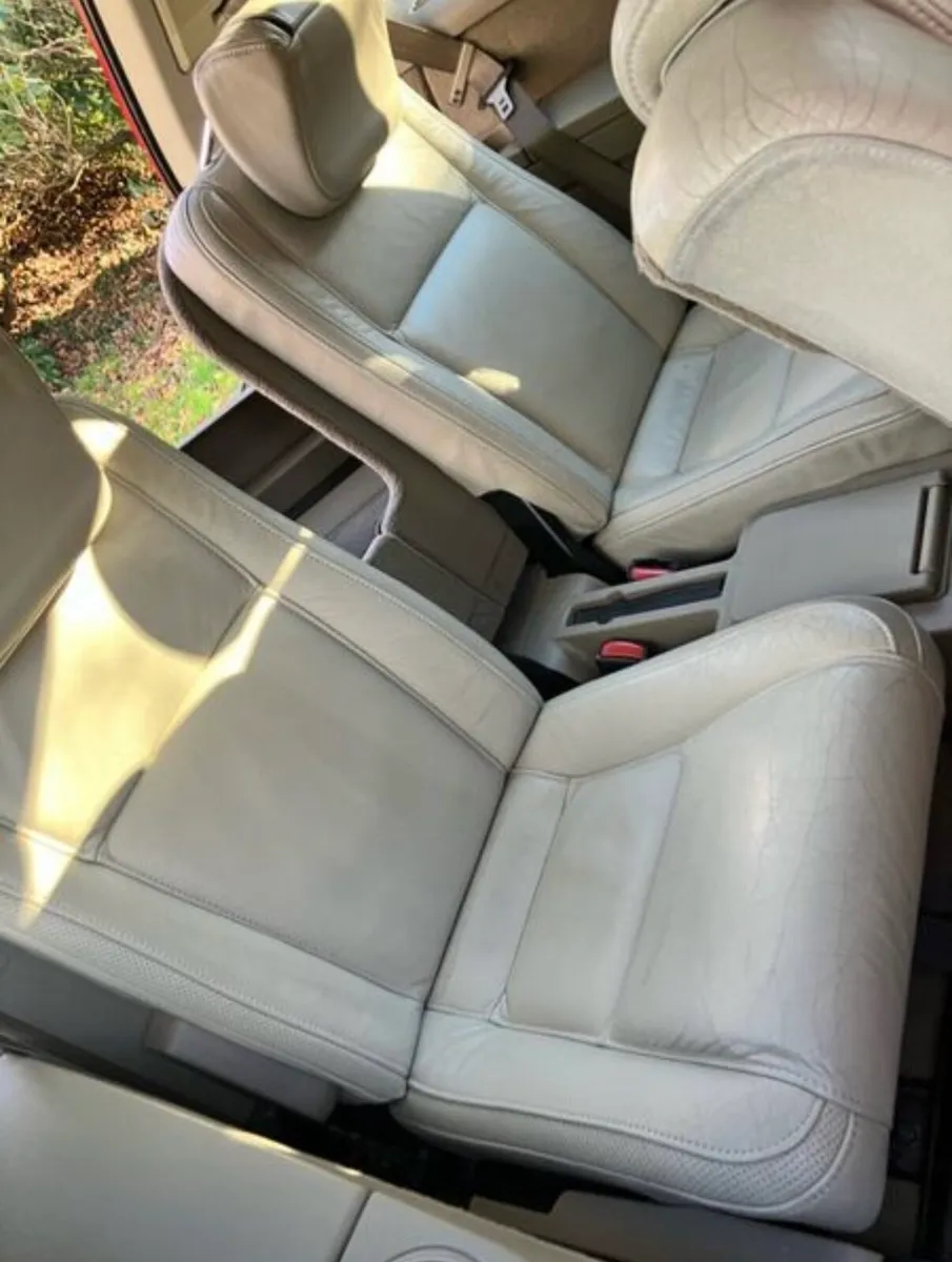 Volvo XC90 - Image 3