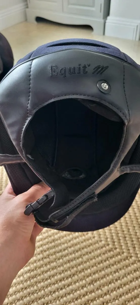Equitheme Microfiber Air Helmet - Image 4