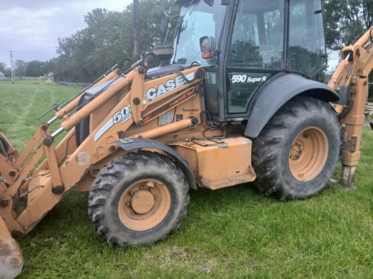 2008 Case 590 Super R wheel digger - Image 3