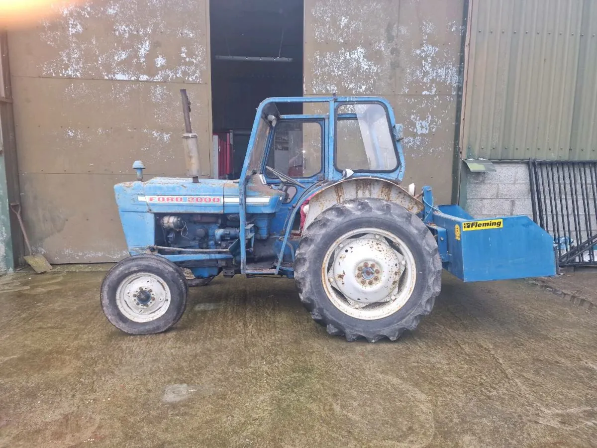 Ford 2000 - Image 4