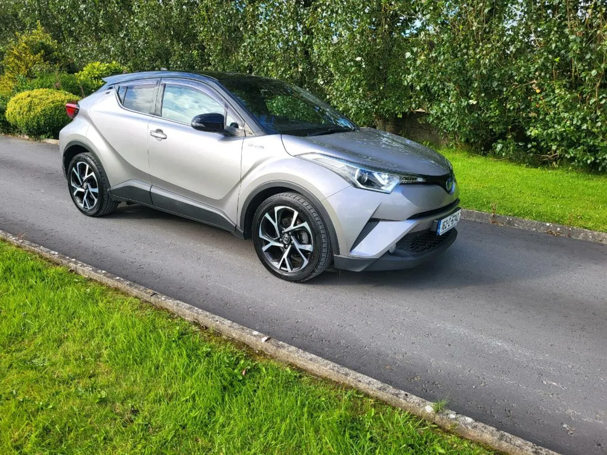 Toyota CHR SPORT HYBRID   LOW KMS - Image 1