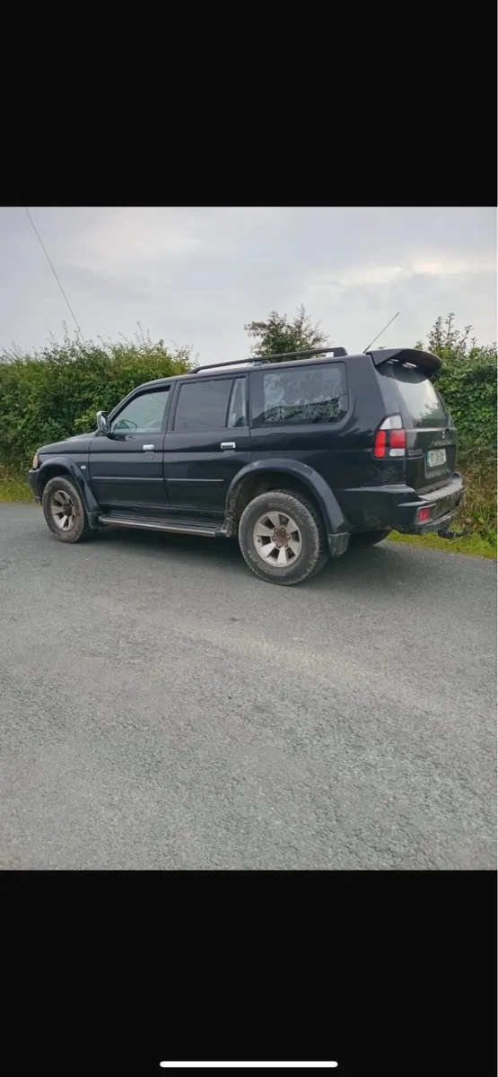 2007 Mitsubishi Pajero Sport - Image 3