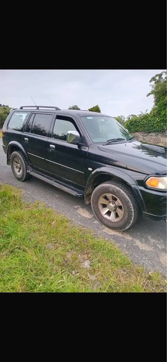 2007 Mitsubishi Pajero Sport - Image 4