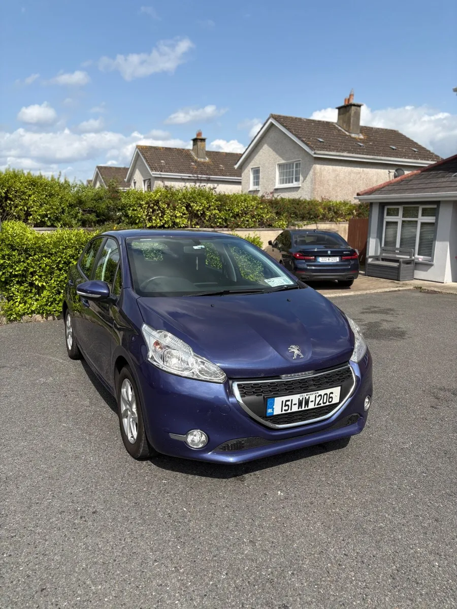 Peugeot 208 with FRESH NCT and tax - Image 1