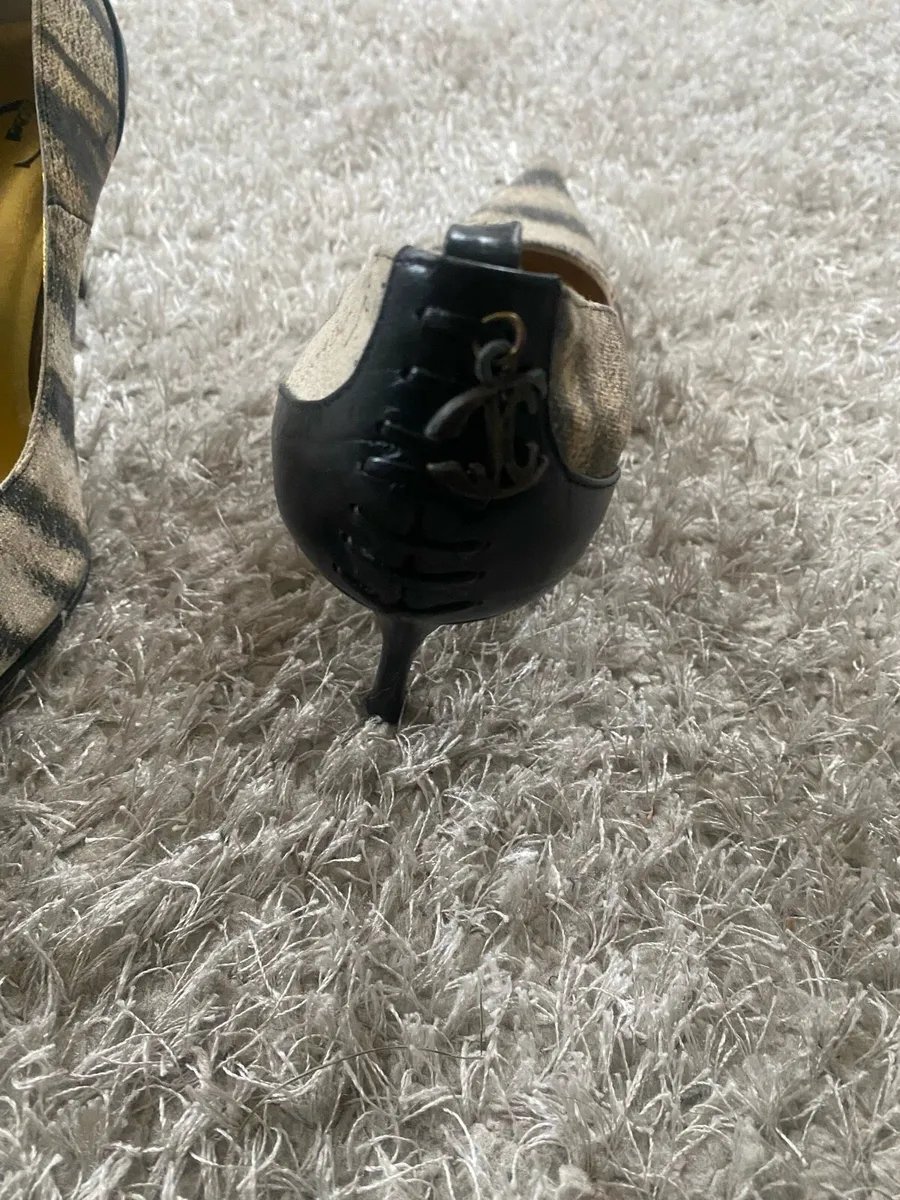 Ladies shoes - Image 1