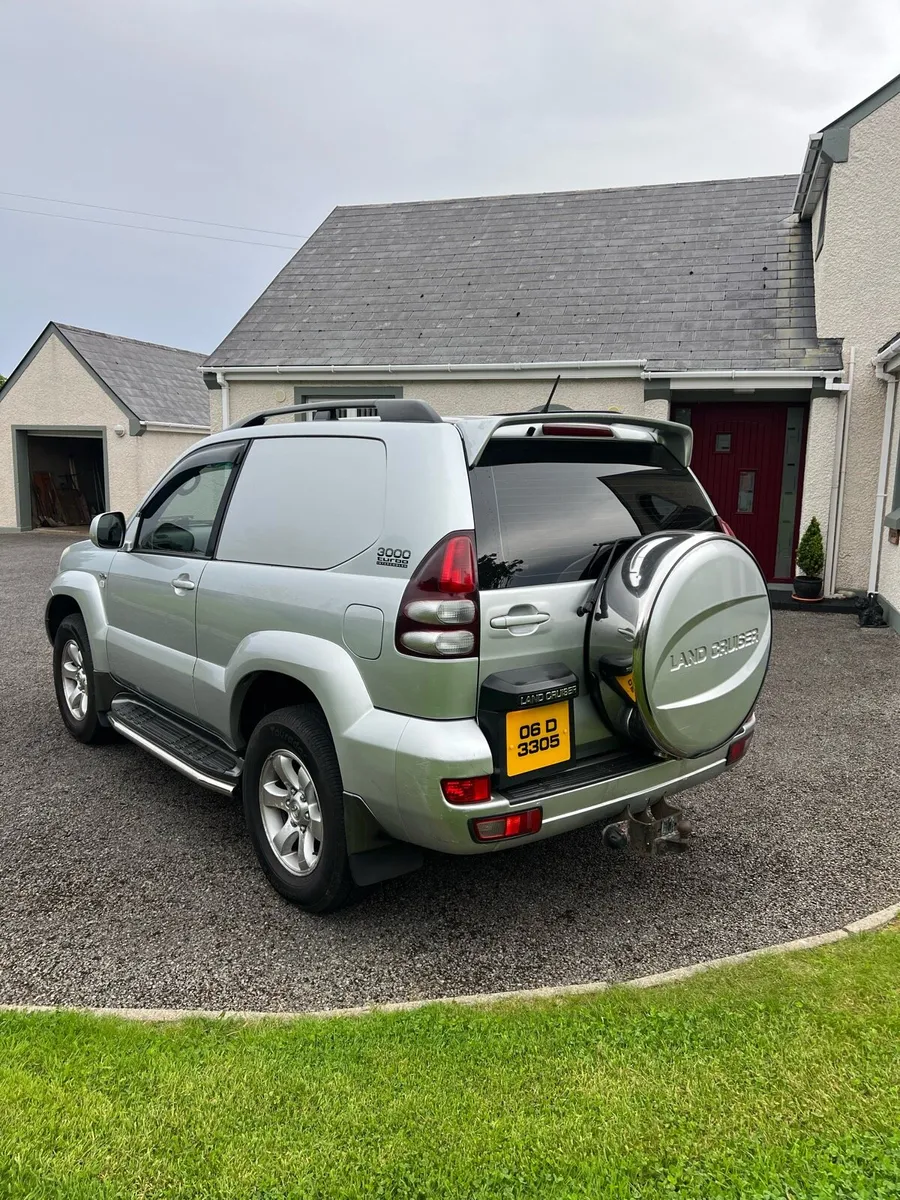 Toyota landcruiser - Image 3