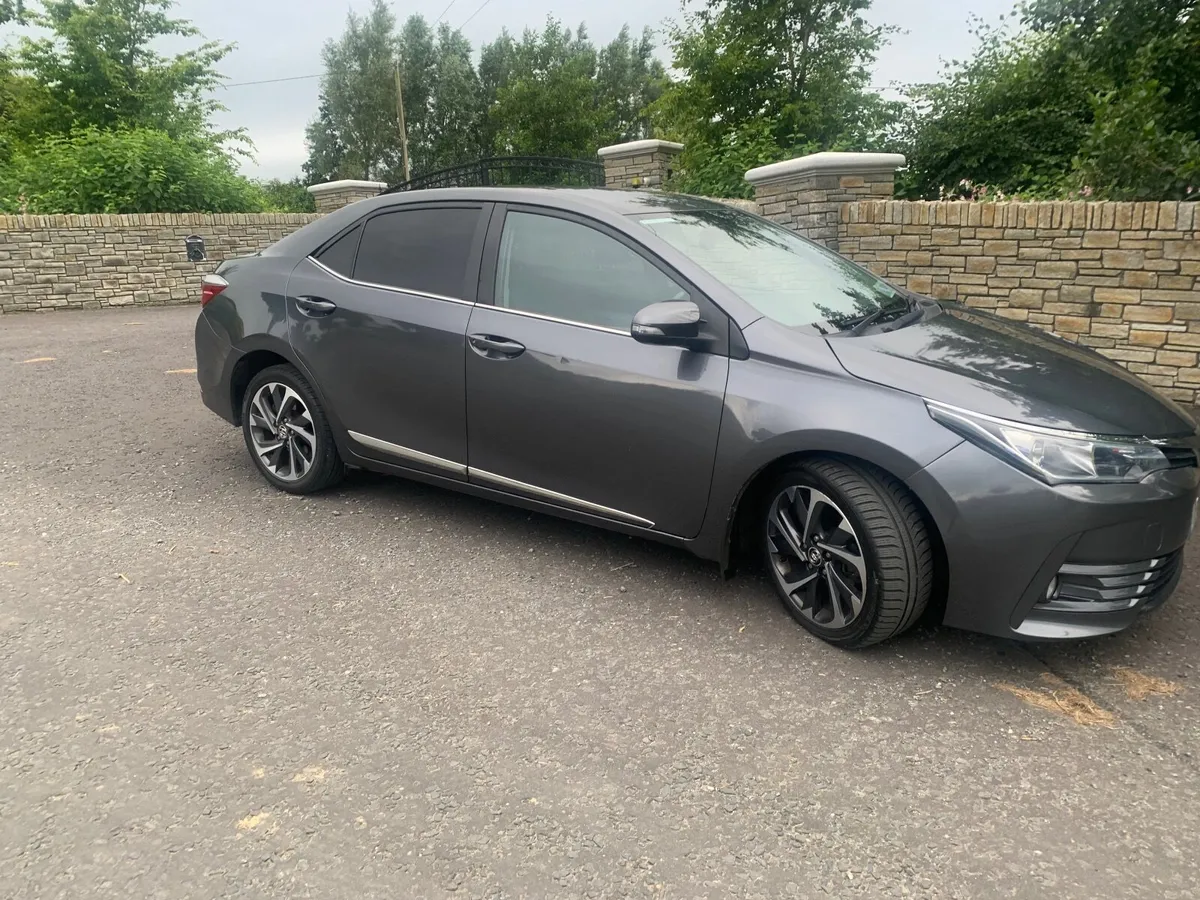 Toyota Corolla 2017 - Image 4