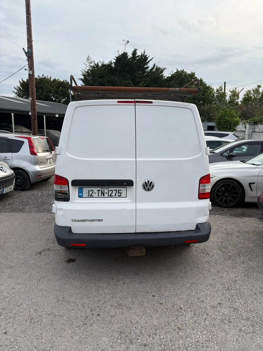 Van - Image 2