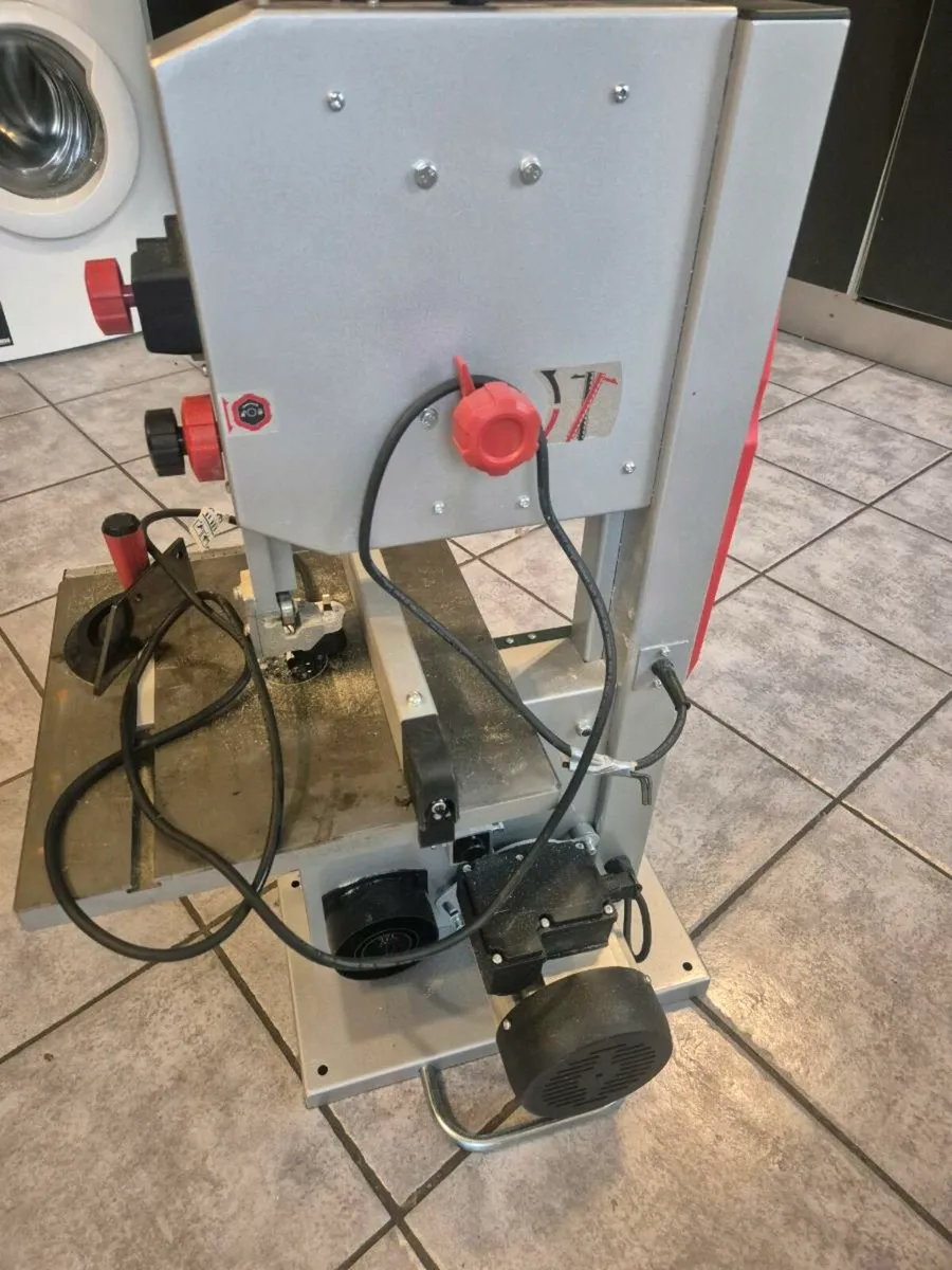 Band Saw - Image 3