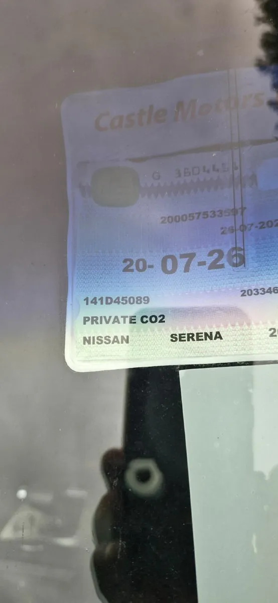 141 Nissan Serena 2.0 Hybrid 8 Seater - Image 3