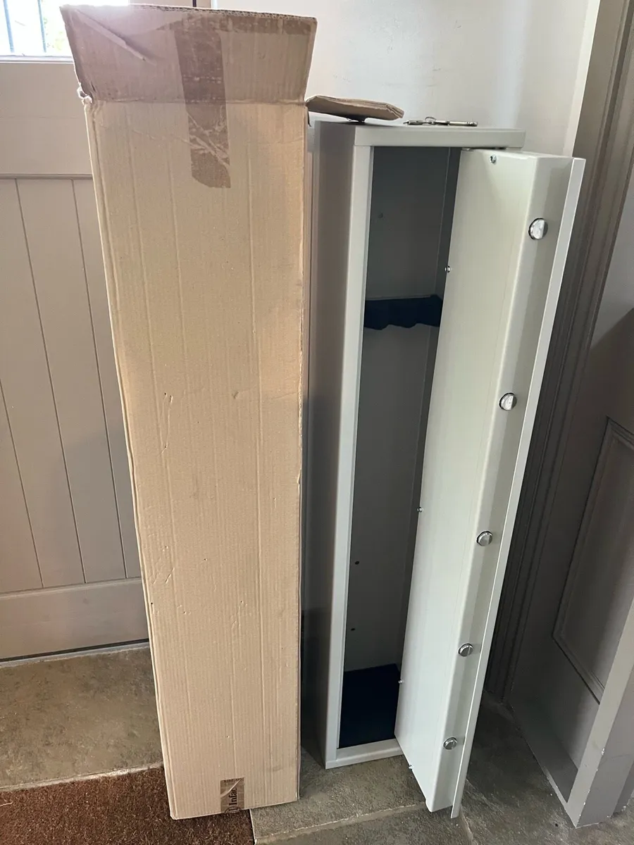 Gun safe cabinet - Image 4