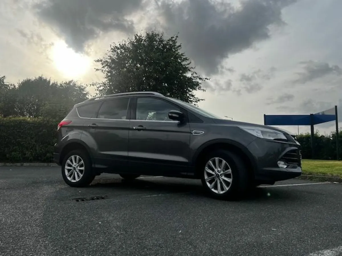 Ford Kuga 2016 - Image 1