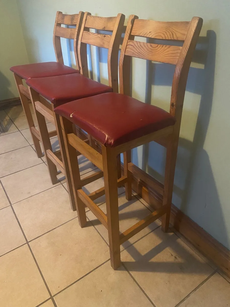 3 high stool kitchen chairs. - Image 2