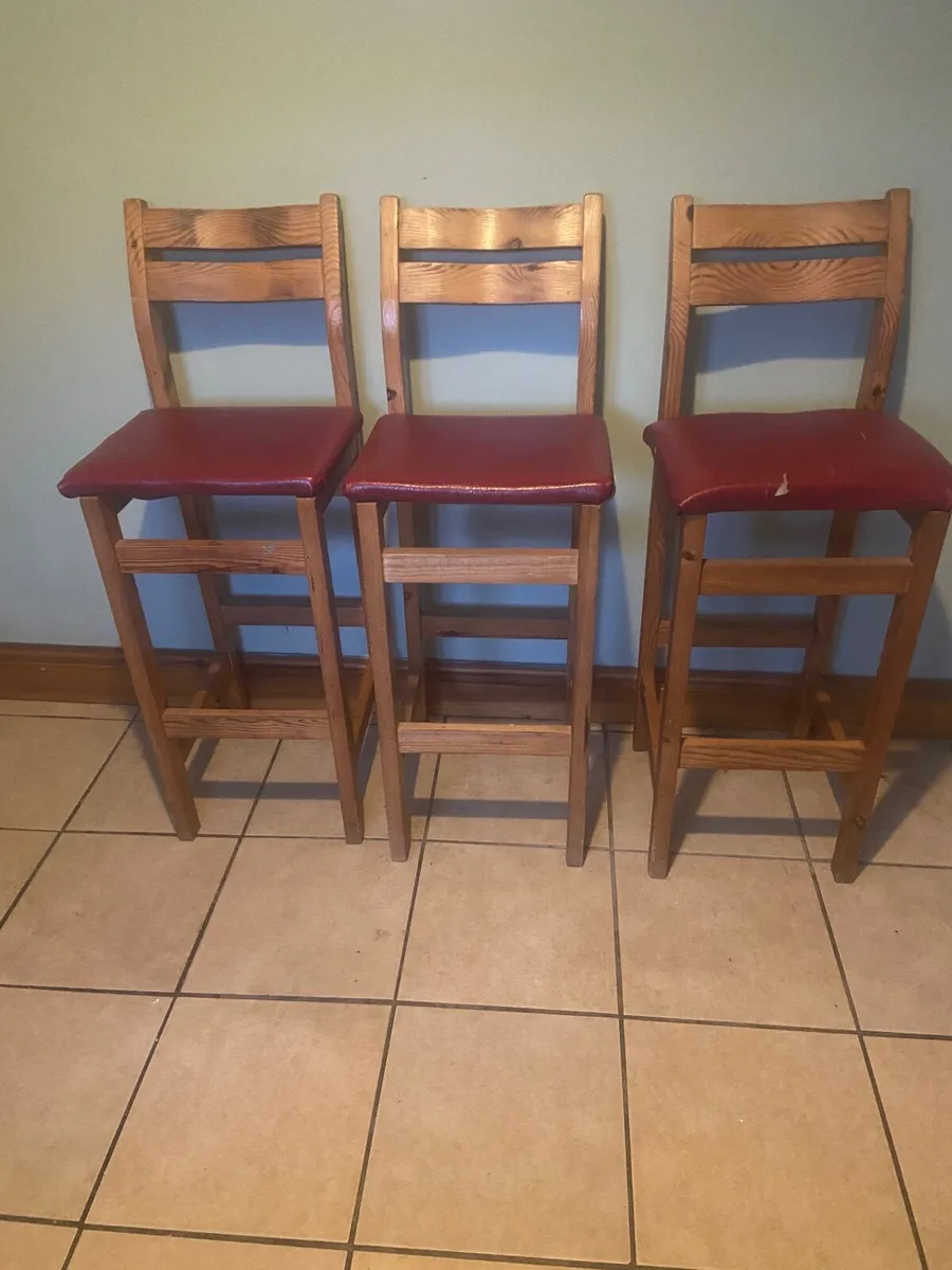 3 high stool kitchen chairs. - Image 1
