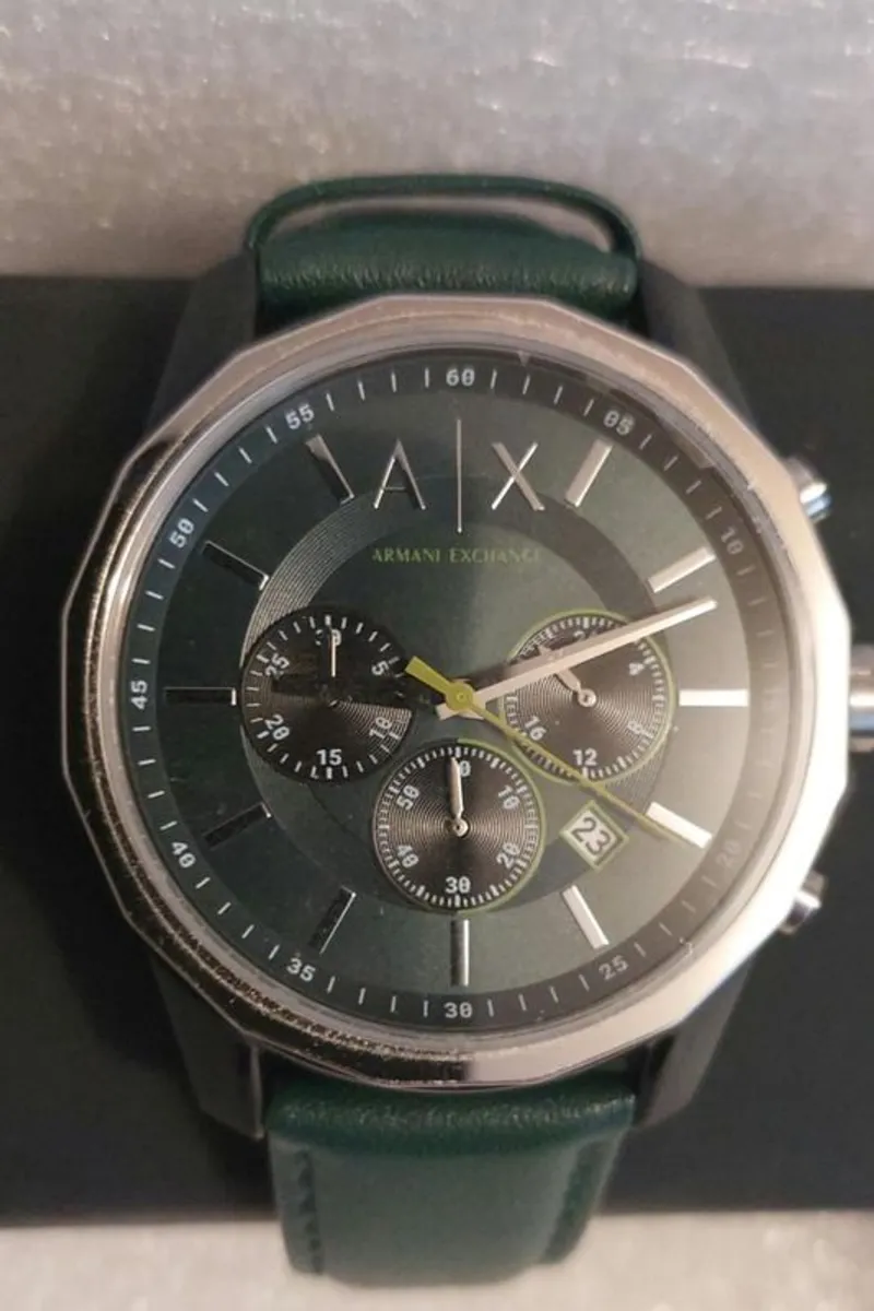 men's and women's watches at a great price - Image 2