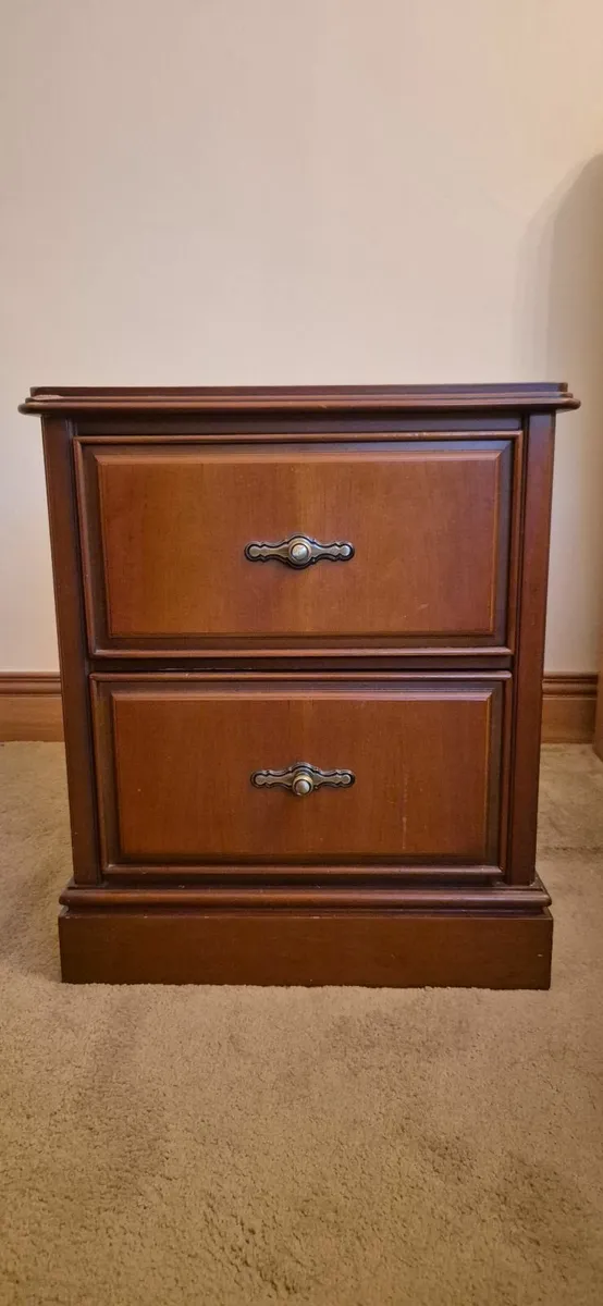 Bedside locker x 2 - Image 3