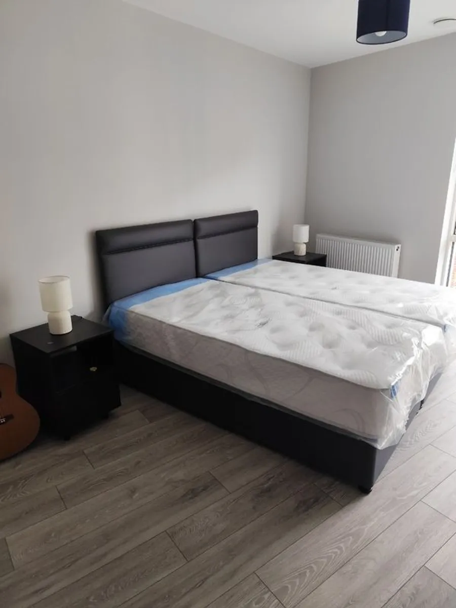 2 single beds - Image 3