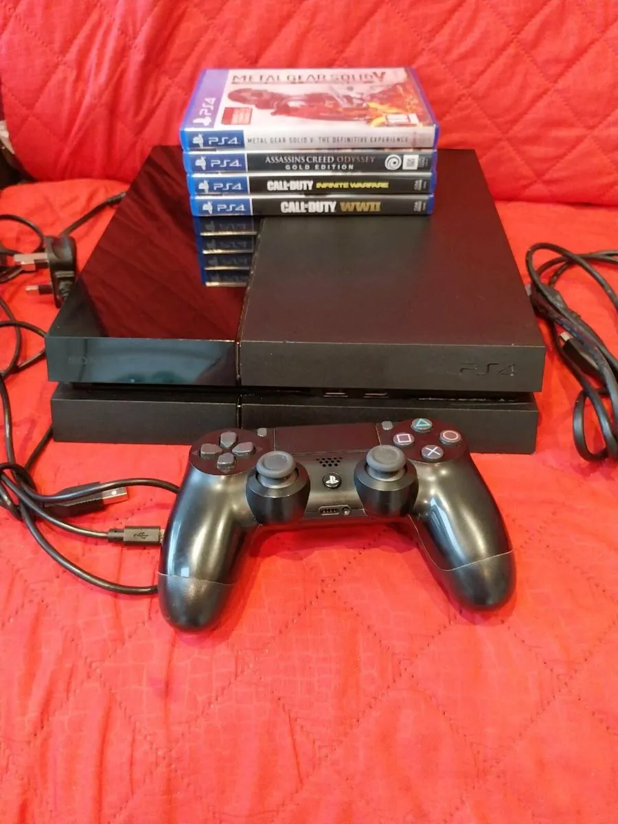 playstation 4 +  4 games - Image 3