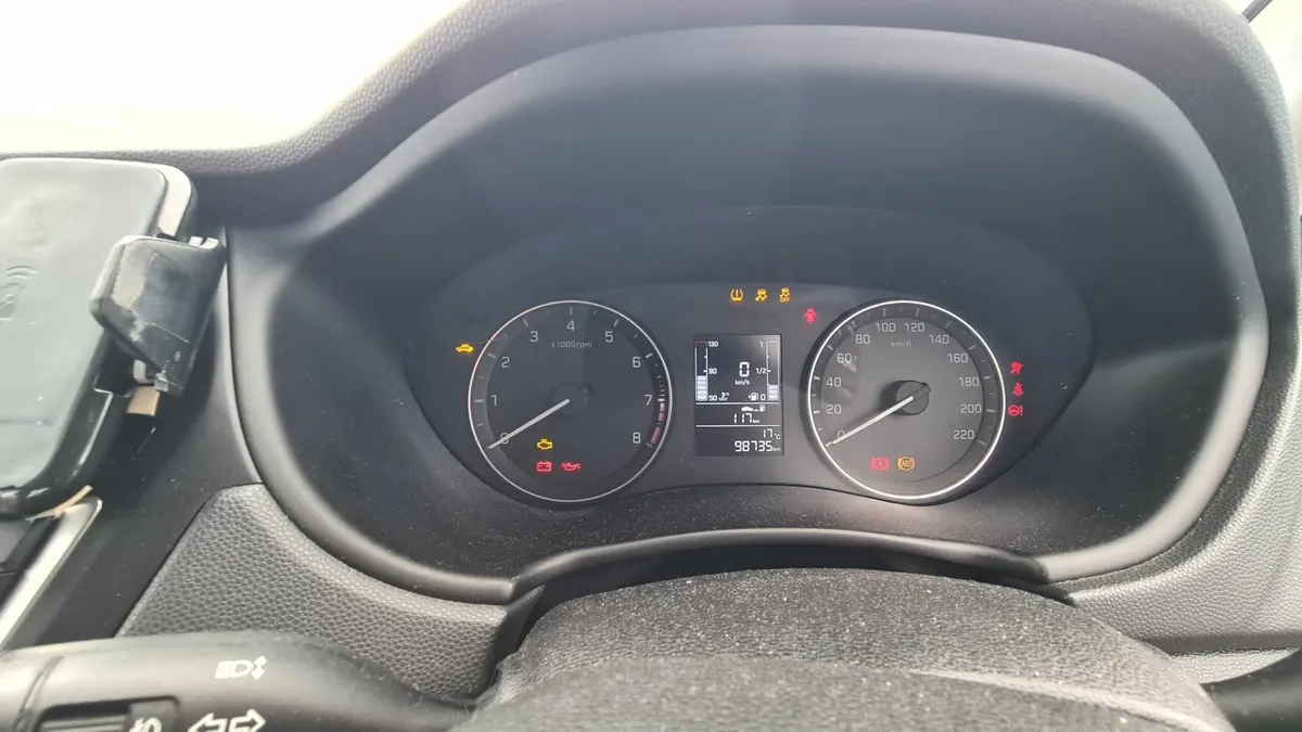 Hyundai i20 2016 - Image 2