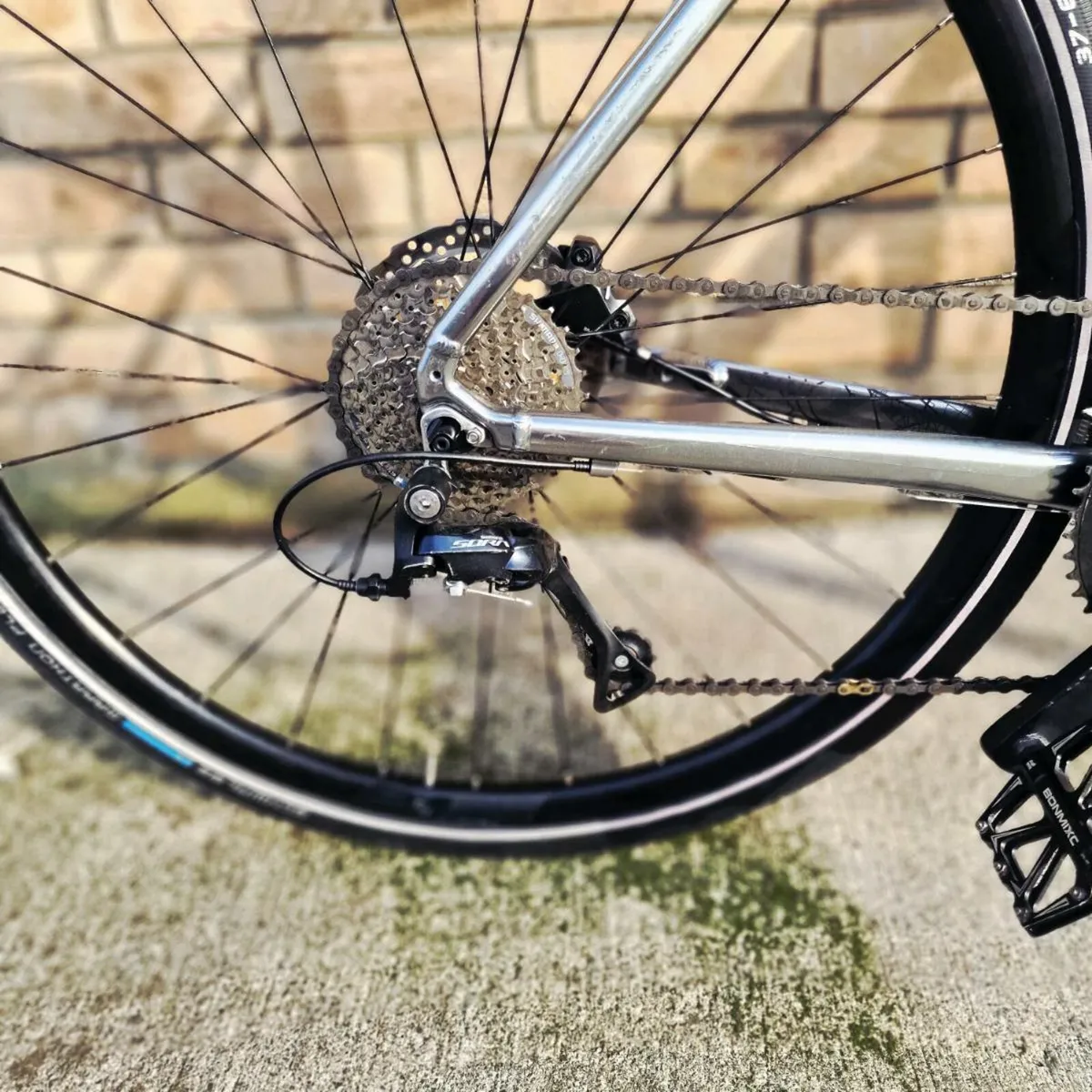 Scott Hybrid bike - Image 4