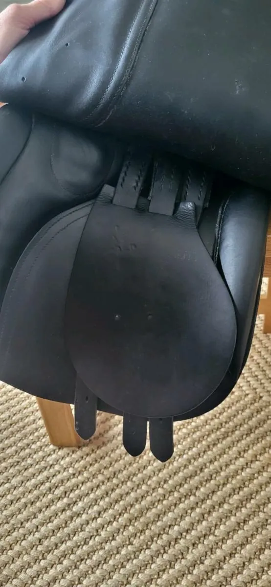 Falcon 17.5" saddle - Image 4