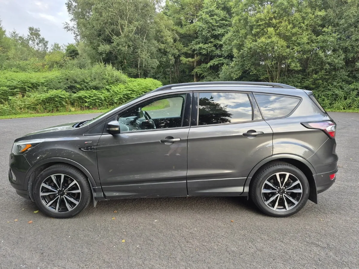 Ford Kuga 2017 - Image 1