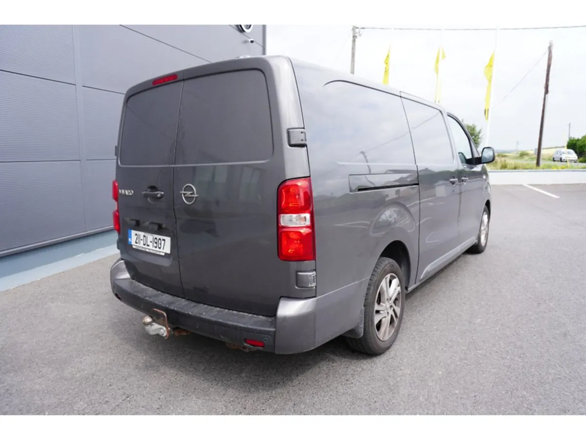 Opel Vivaro Sprotive L2h1 2.0 140PS D-turbo - Image 3