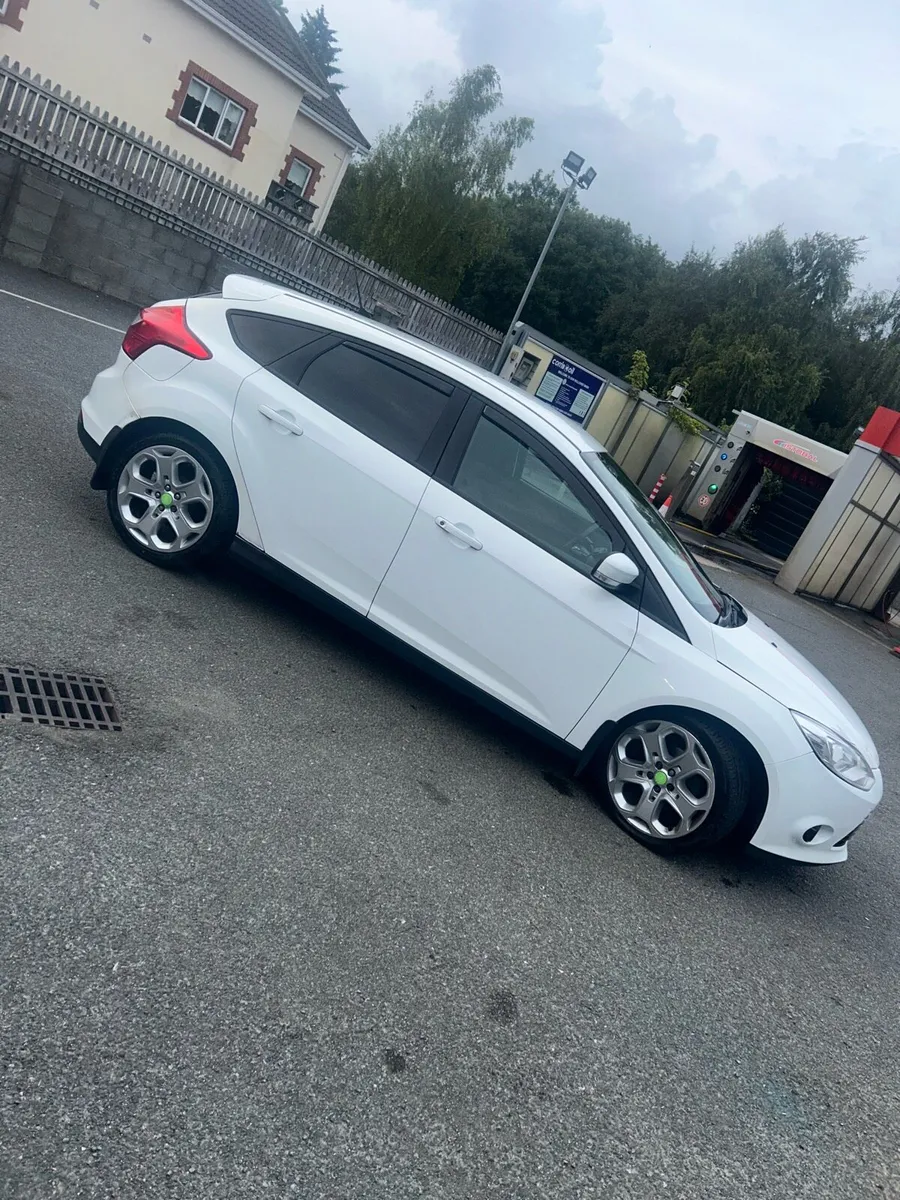 Ford focus - Image 2