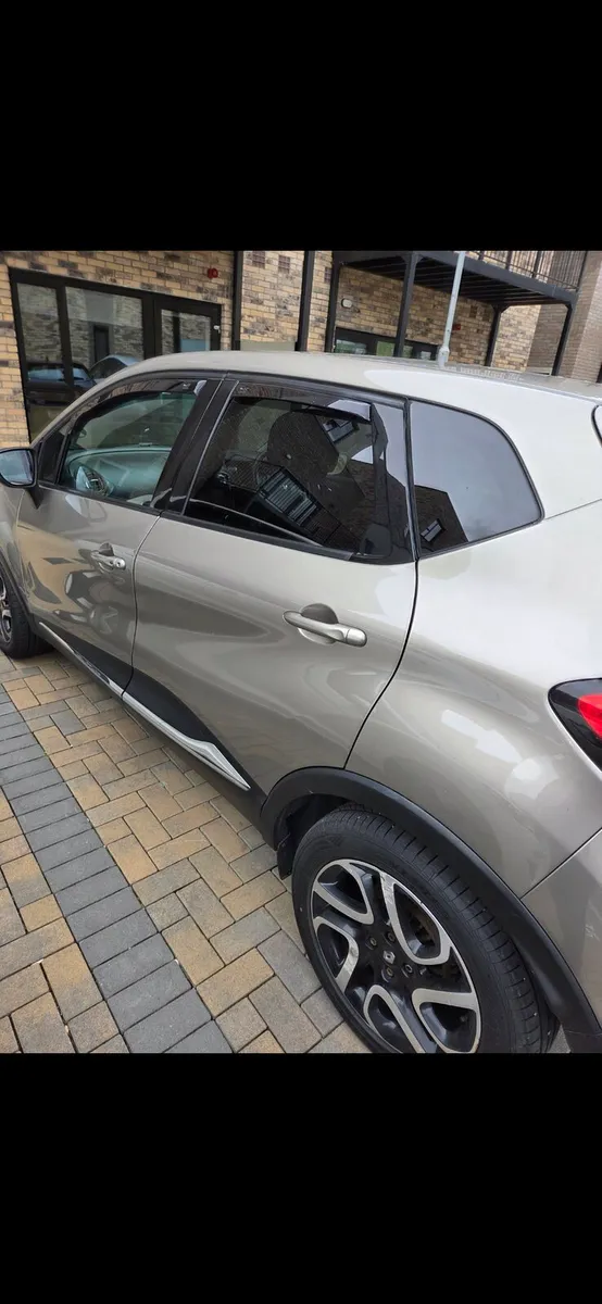 Renault Captur 2014 Automatic - Image 2