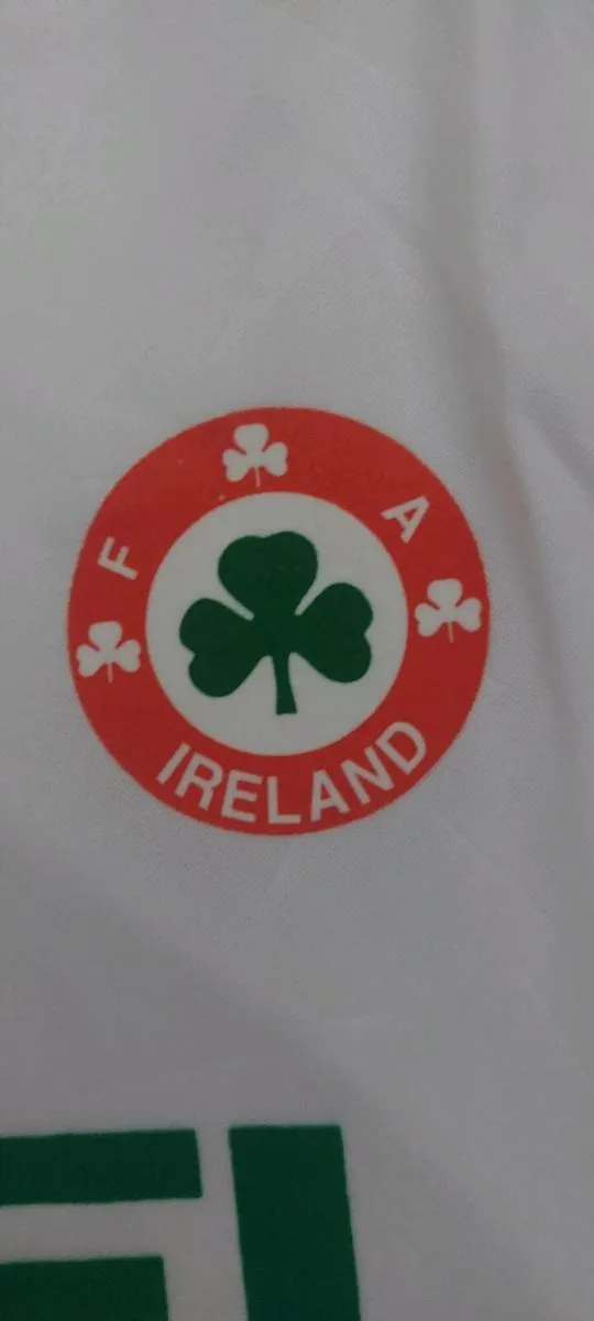 Ireland 1990 Away Jersey - Image 4
