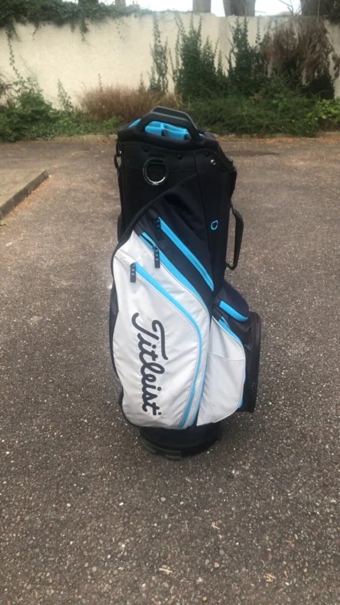 Titleist Golf Bag - Image 3