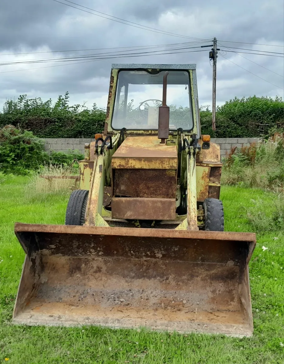 Plant and Machinery Hi Mac Loader 270 - Image 2