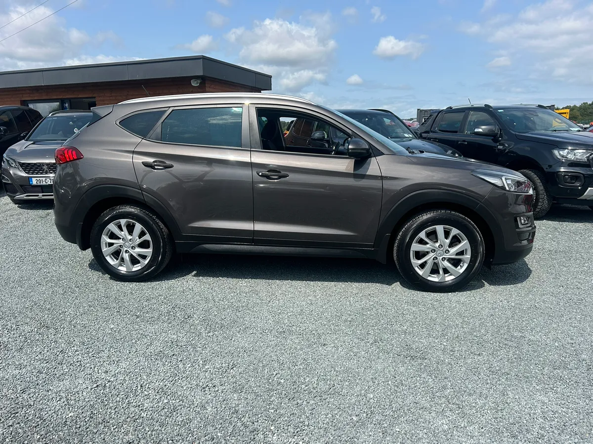 191 HYUNDAI TUCSON 1.6 COMFORT PLUS AS NEW - Image 2