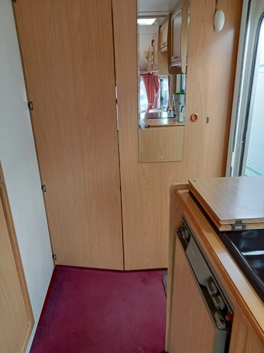 5 Berth Caravan - Image 4