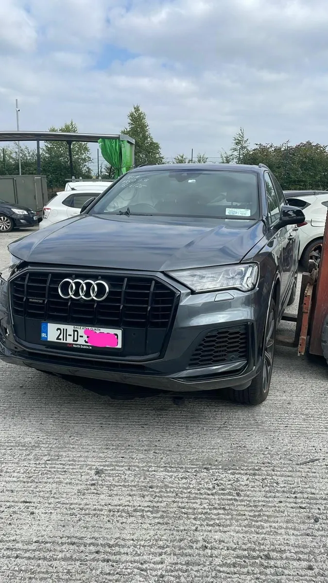 211 audi q7 s line - Image 1