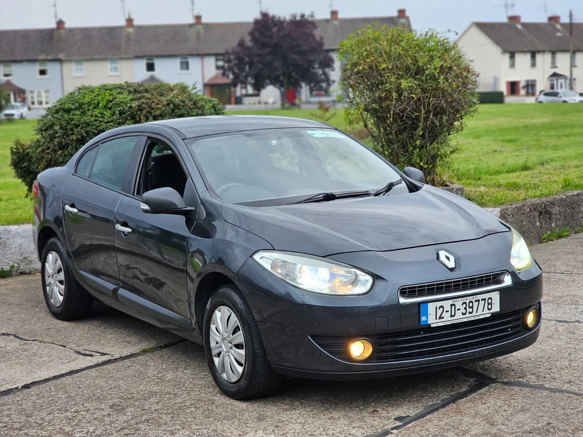 2012 Renault Fluence - Image 1