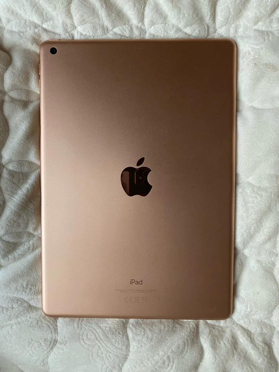 IPad 7th generation 10.2 - Image 2