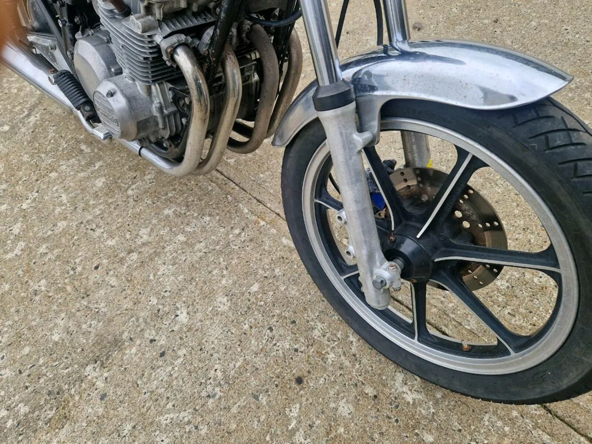 Kawasaki Ltd 550 - Image 3