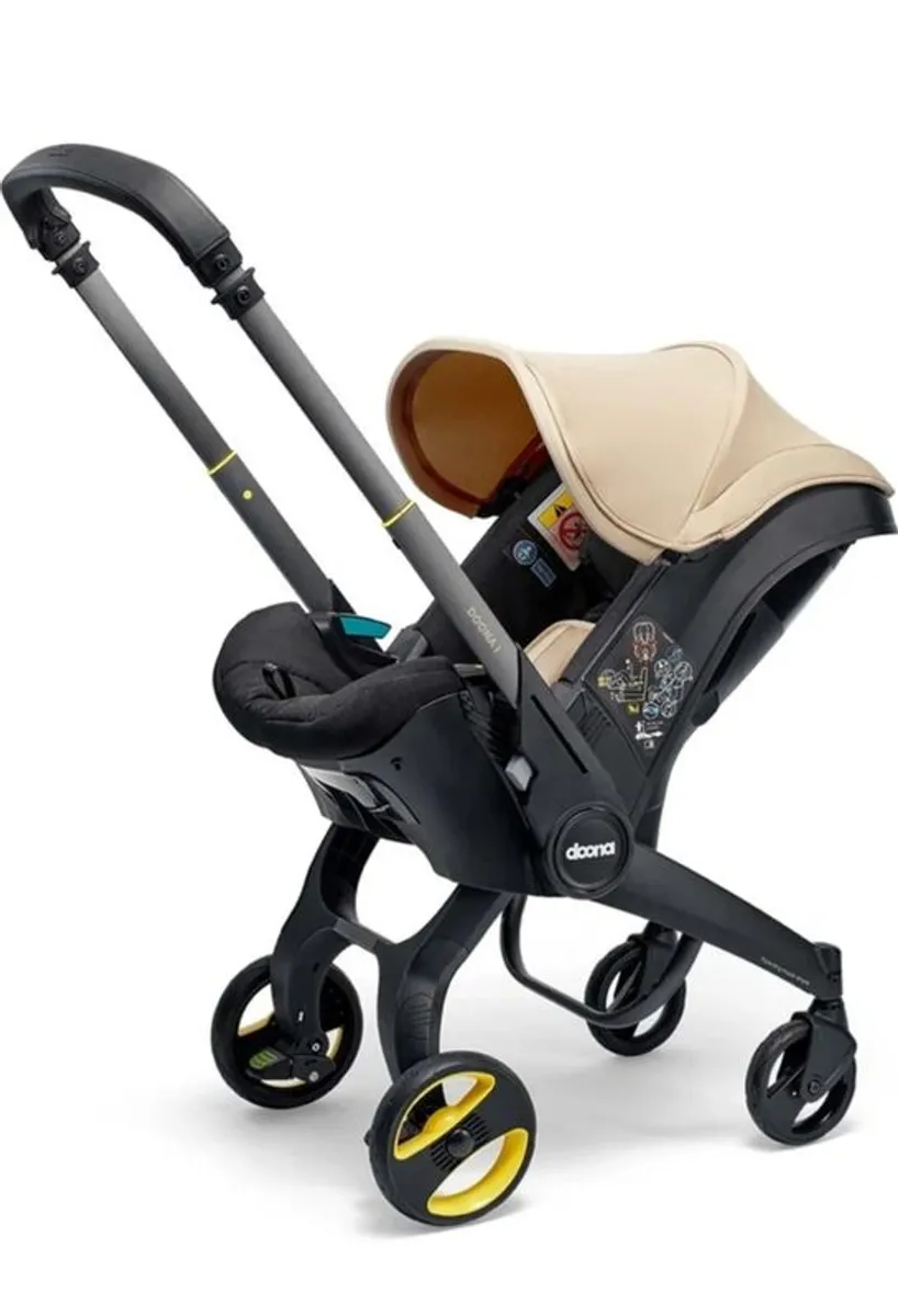 doona i infant car seat and isofix base - Image 1