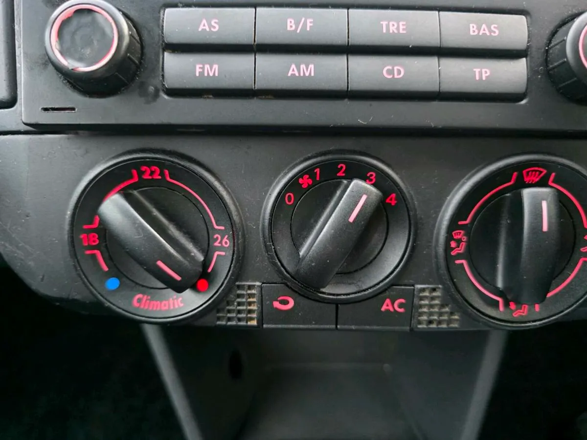 2008 Vw POLO  1.2 Petrol manual - Image 4