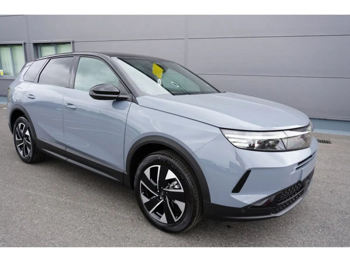 Opel Grandland GS Hybrid - Image 2