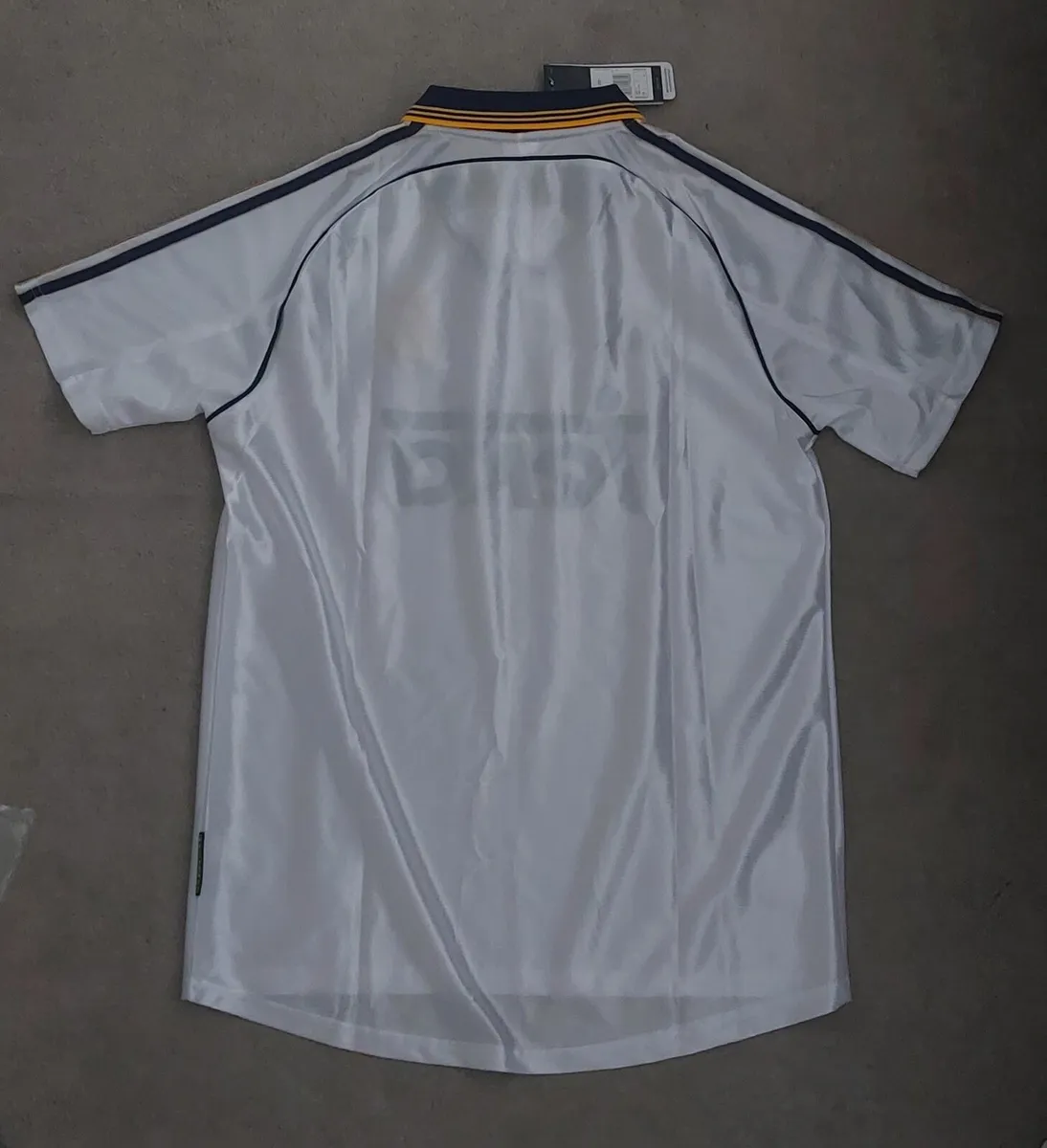 Real Madrid 99 Jersey - Image 2